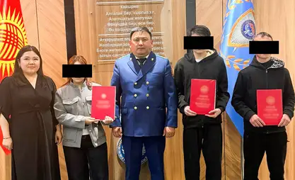 Восстановили права. Детям-сиротам в Кара-Суйском районе выдали участки для строительства домов