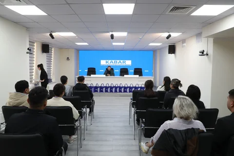 WhatsApp_Image_03OiOT9.max-2560x1440.format-webp.jpegquality-90.webp