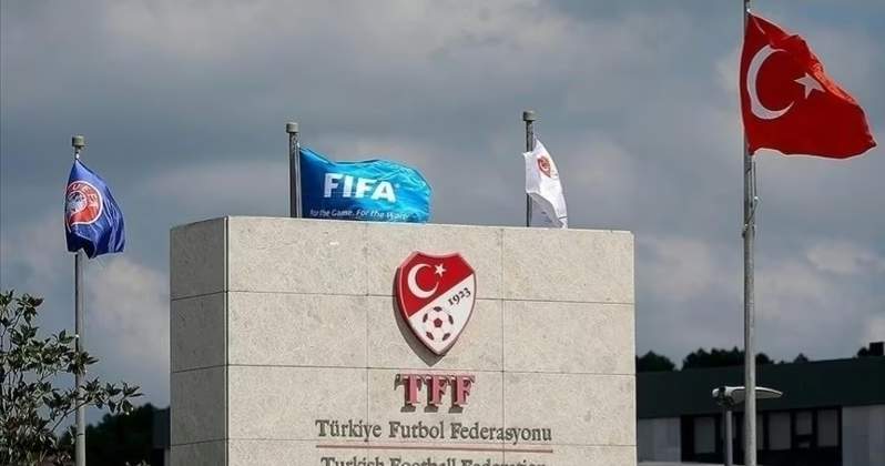Турция приравняет футболистов из тюркских стран к местным игрокам