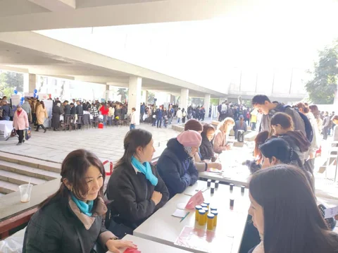 b8363915-6edf-442c-ad9b-d3d753a33ae0.jpg