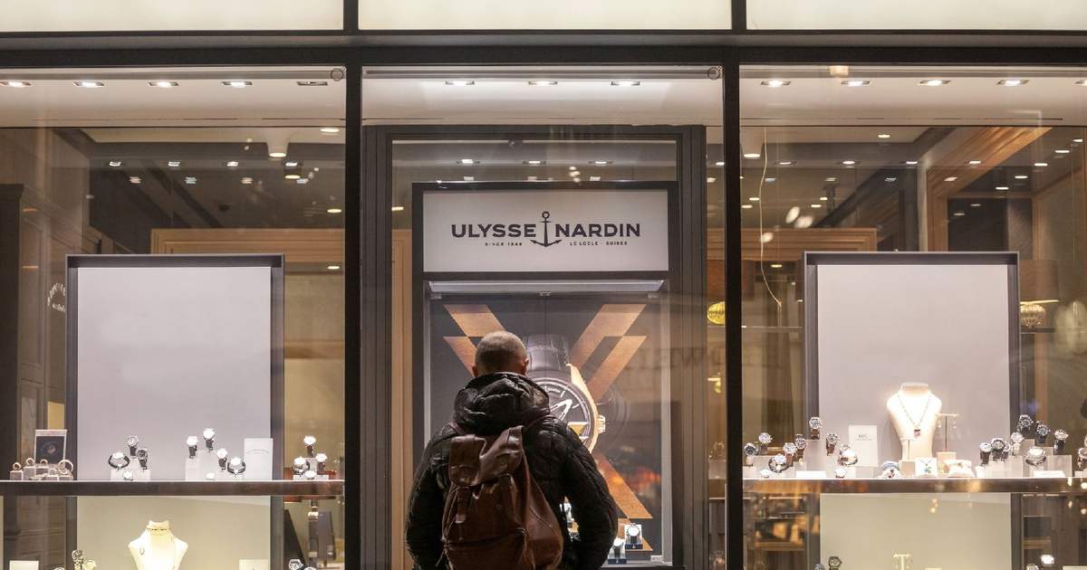 В музее Ulysse Nardin в Швейцарии похитили несколько коллекционных часов