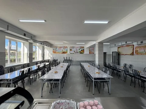 b8c17d29-7672-48ab-87e6-cc32e5a29e32.jpg