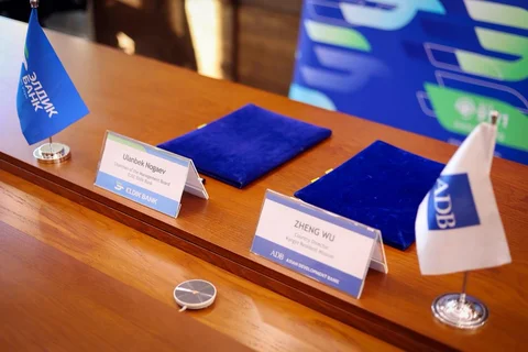 d7e9dbec-38a2-4135-a1dd-5472b33821e0.jpg