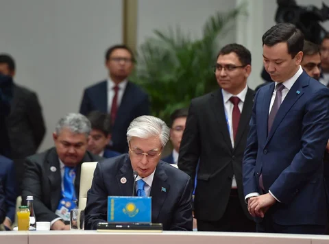 df7a37cb-19dc-40b5-9201-1c0c37de836c.jpg