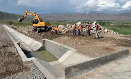 В Нарынской области обновляют оросительные каналы