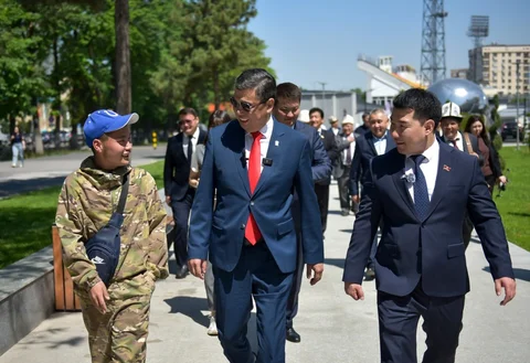 e2dd314e-af10-49bb-a2b3-921d6a86240c.jpg