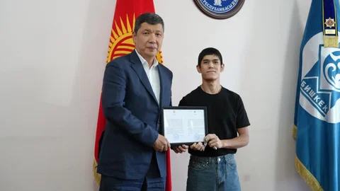 e555e5e2-abaf-4f14-901d-7077f6fc4780.jpg