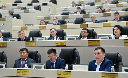 Сегодня парламент Кыргызстана может объявить о самороспуске
