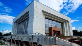 historical-museum-in-Bishkek.jpg