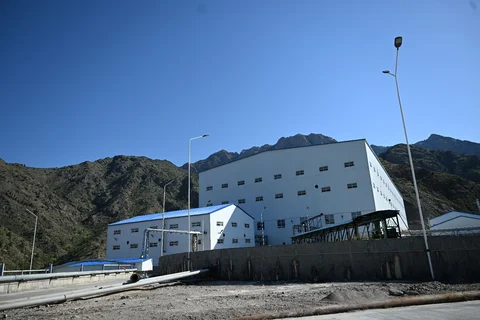 image2.jpg