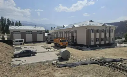Новая школа в селе Андагул готовится к сдаче в эксплуатацию