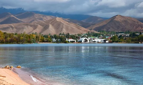 issyk-kul_1.max-1920x1080.format-webp.webp
