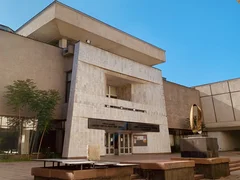museum_art_2.png