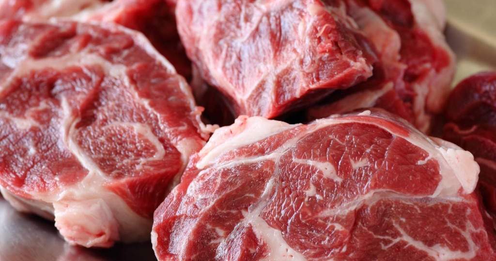 В Кыргызстане установили фиксированные цены на мясо — список цен