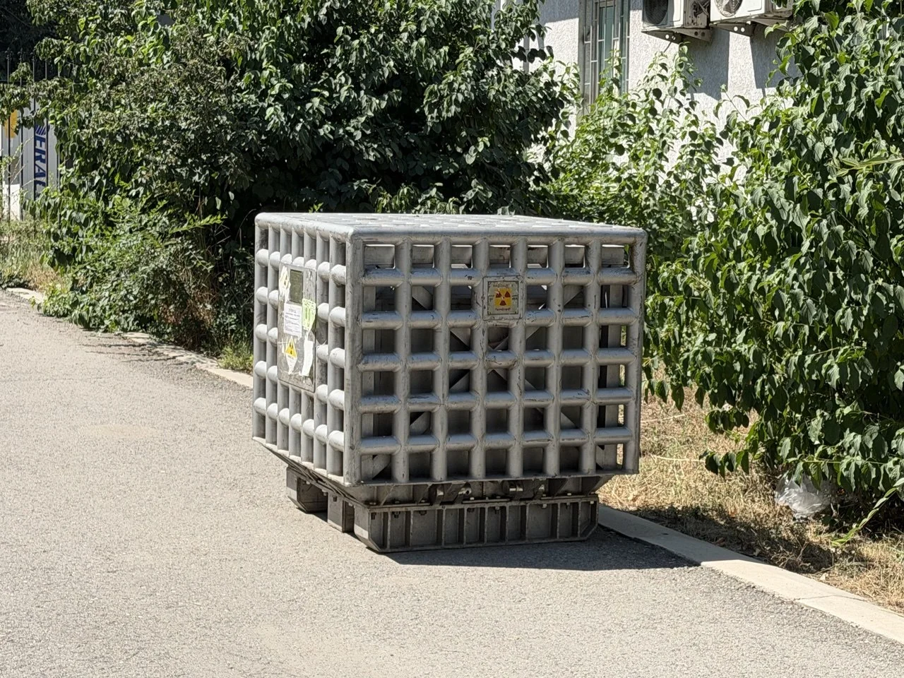 {{item.title }}