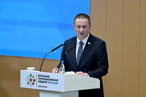 photo_5330275223359660568_y.jpg