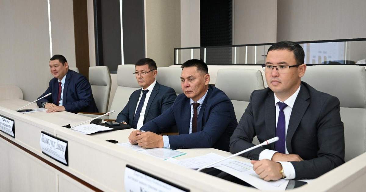 Комитет ЖК рассмотрел ряд законопроектов