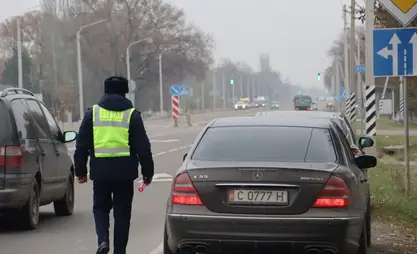 Зарплата у инспекторов ГУОБДД в Кыргызстане составляет от 50 до 60 тыс. сомов