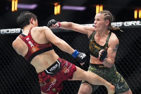 shevchenko-legko-razbila-brutalnuyu-kitayanku-chzhan_17632694911859449861.jpg