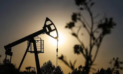Цены на нефть удерживают максимумы